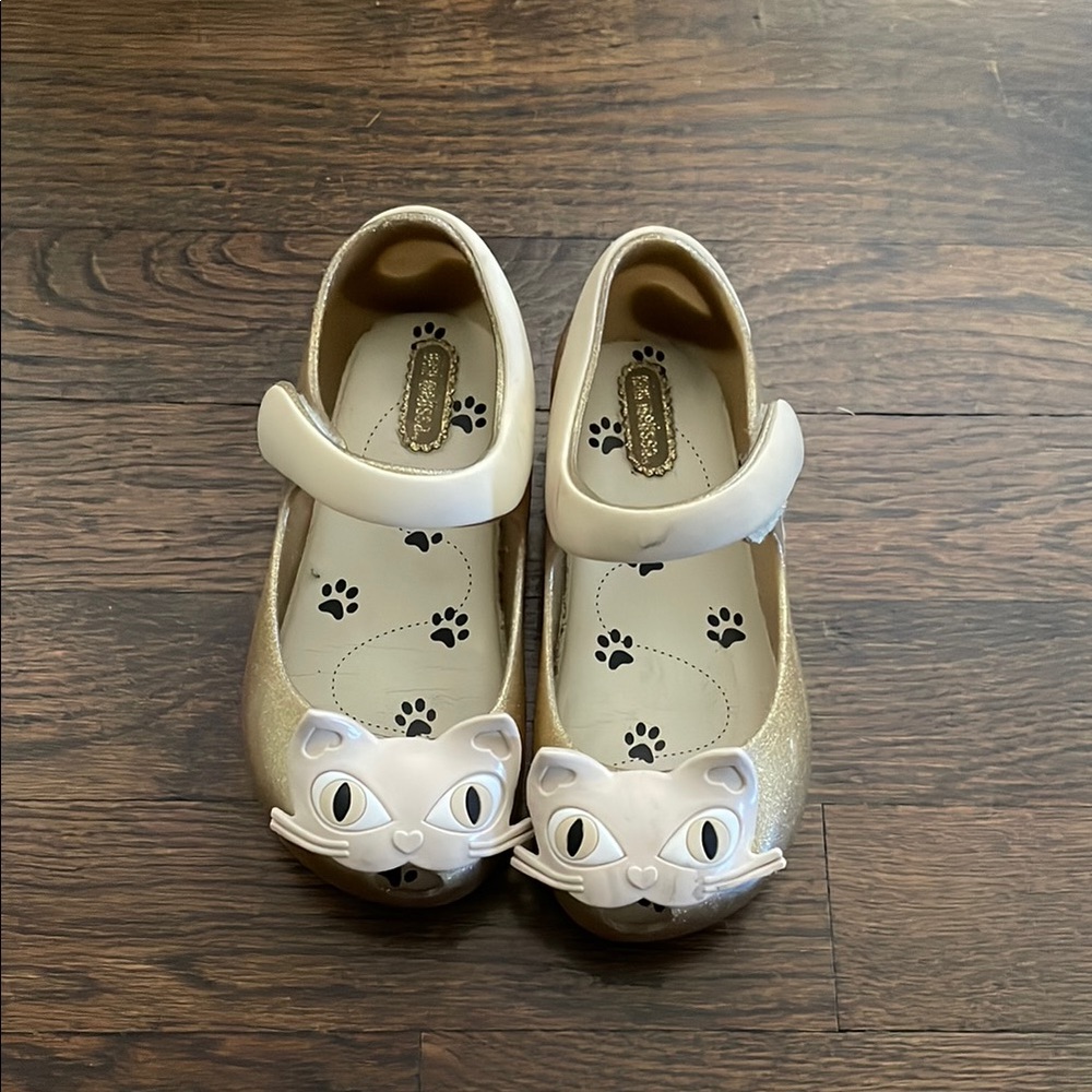 Mini Melissa Gold Dress Shoes with Animal Face Design